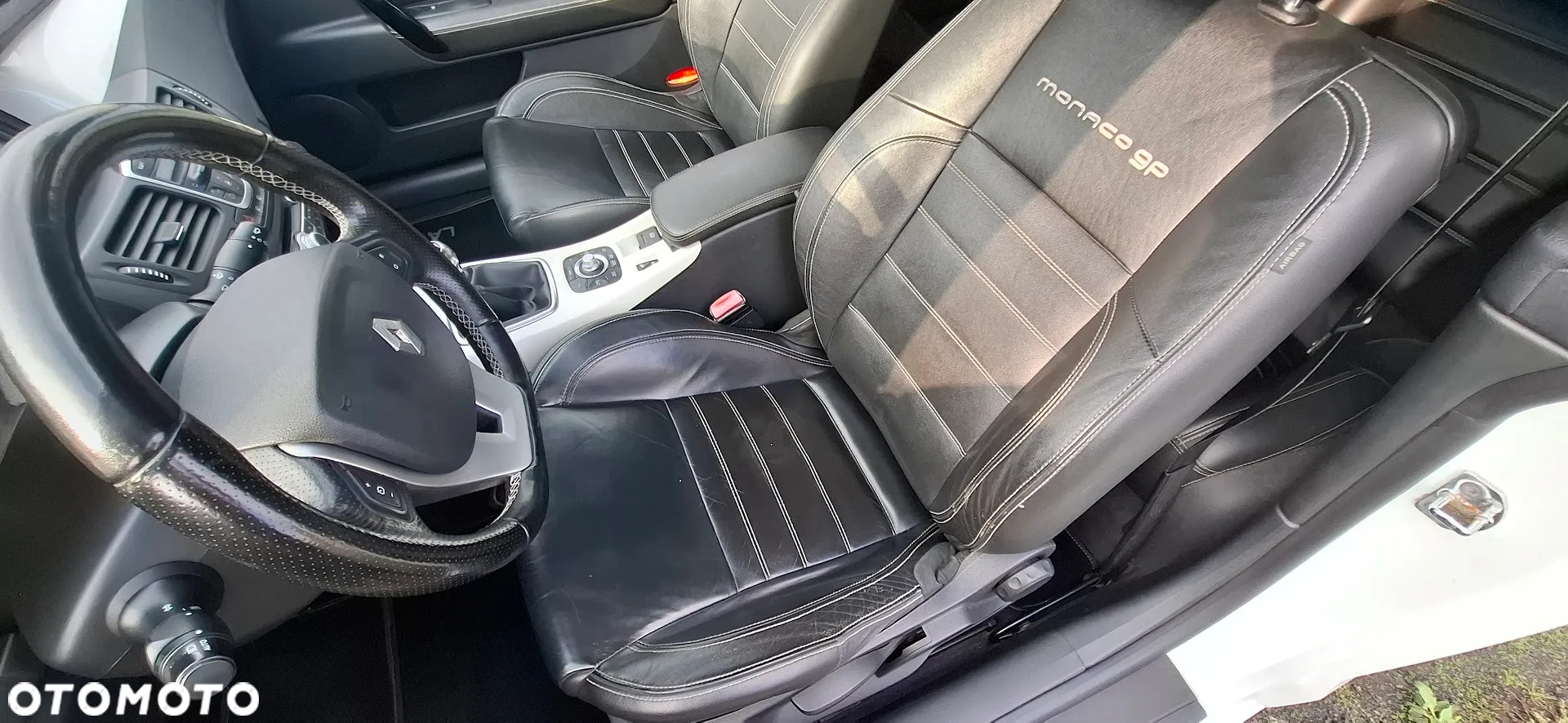 Renault Laguna 2.0 dCi Monaco GP2 - 18
