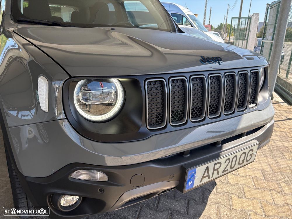 Jeep Renegade - 15