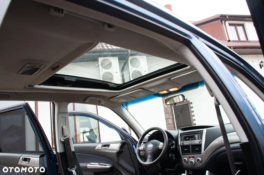 Subaru Forester 2.0X Exclusive - 29