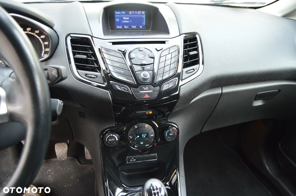 Ford Fiesta - 17
