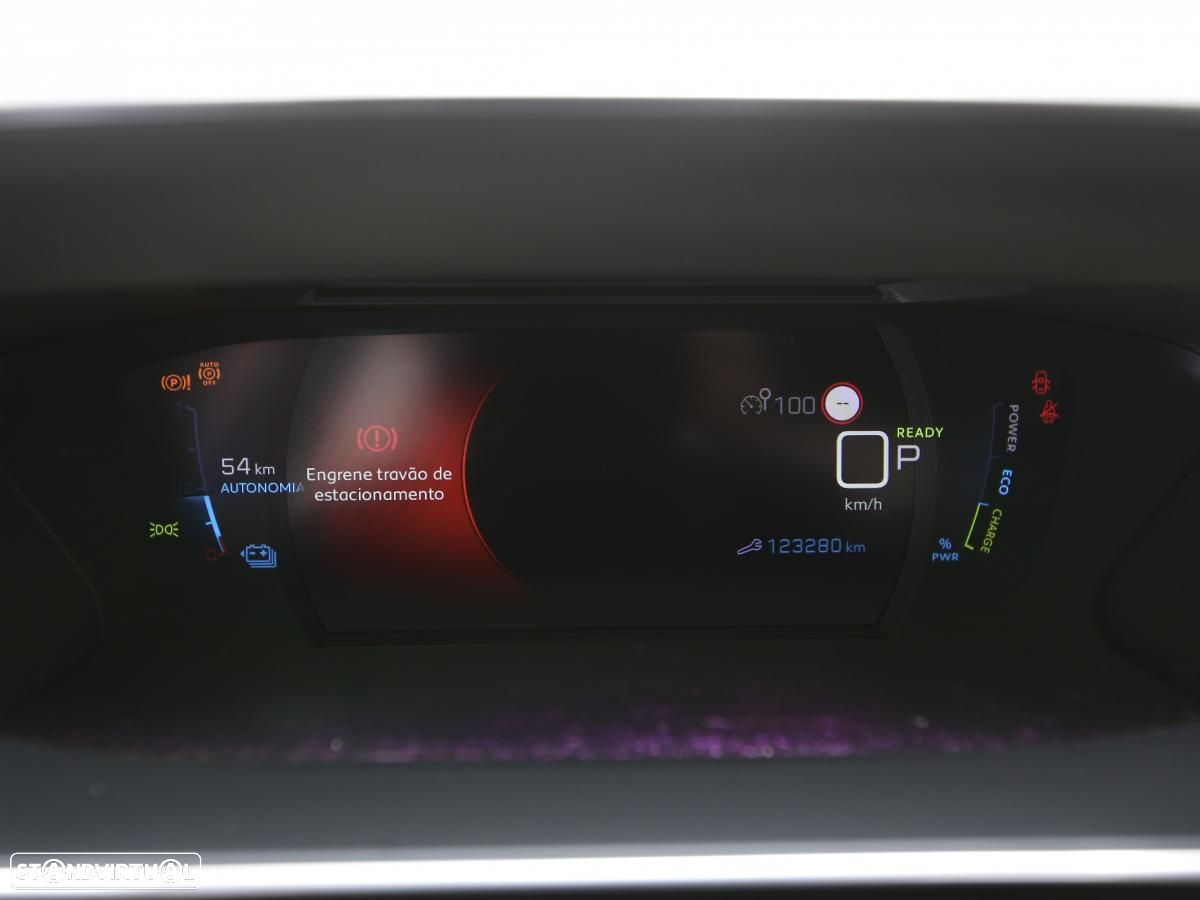 Peugeot e-2008 50 kWh GT - 20