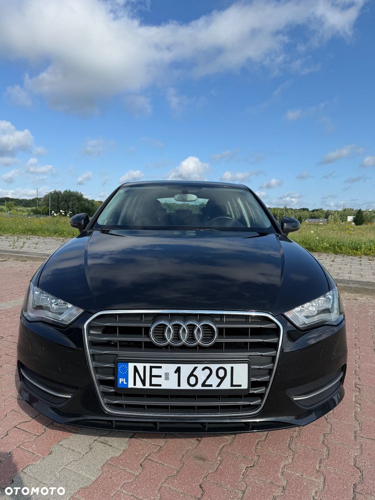 Audi A3 Sportback - 2