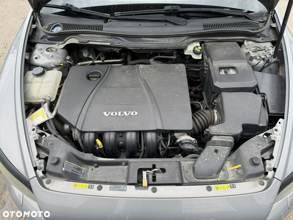 Volvo C30 1.8 - 24