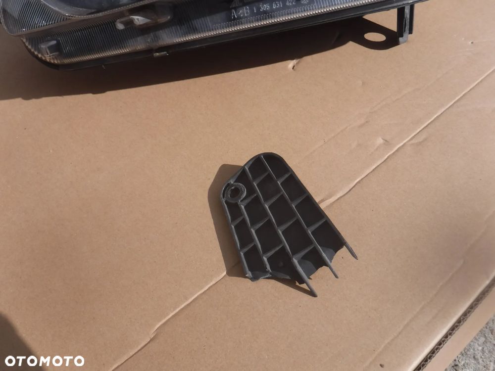 Skoda Yeti Lift xenon skretny lewy prawy lampa - 12