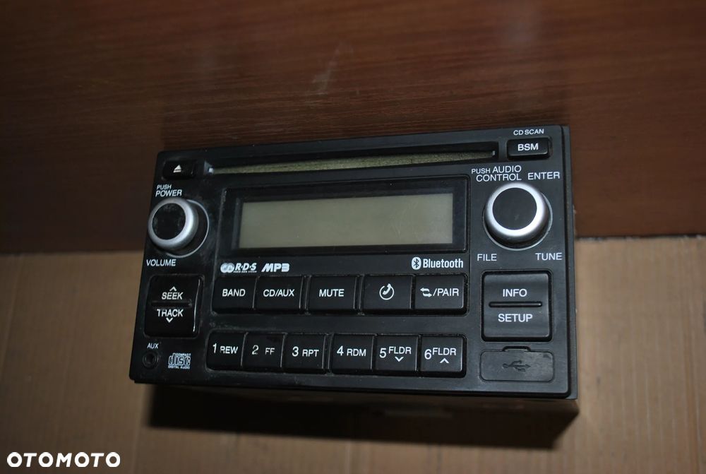 Radio Hyundai Tucson I - 1