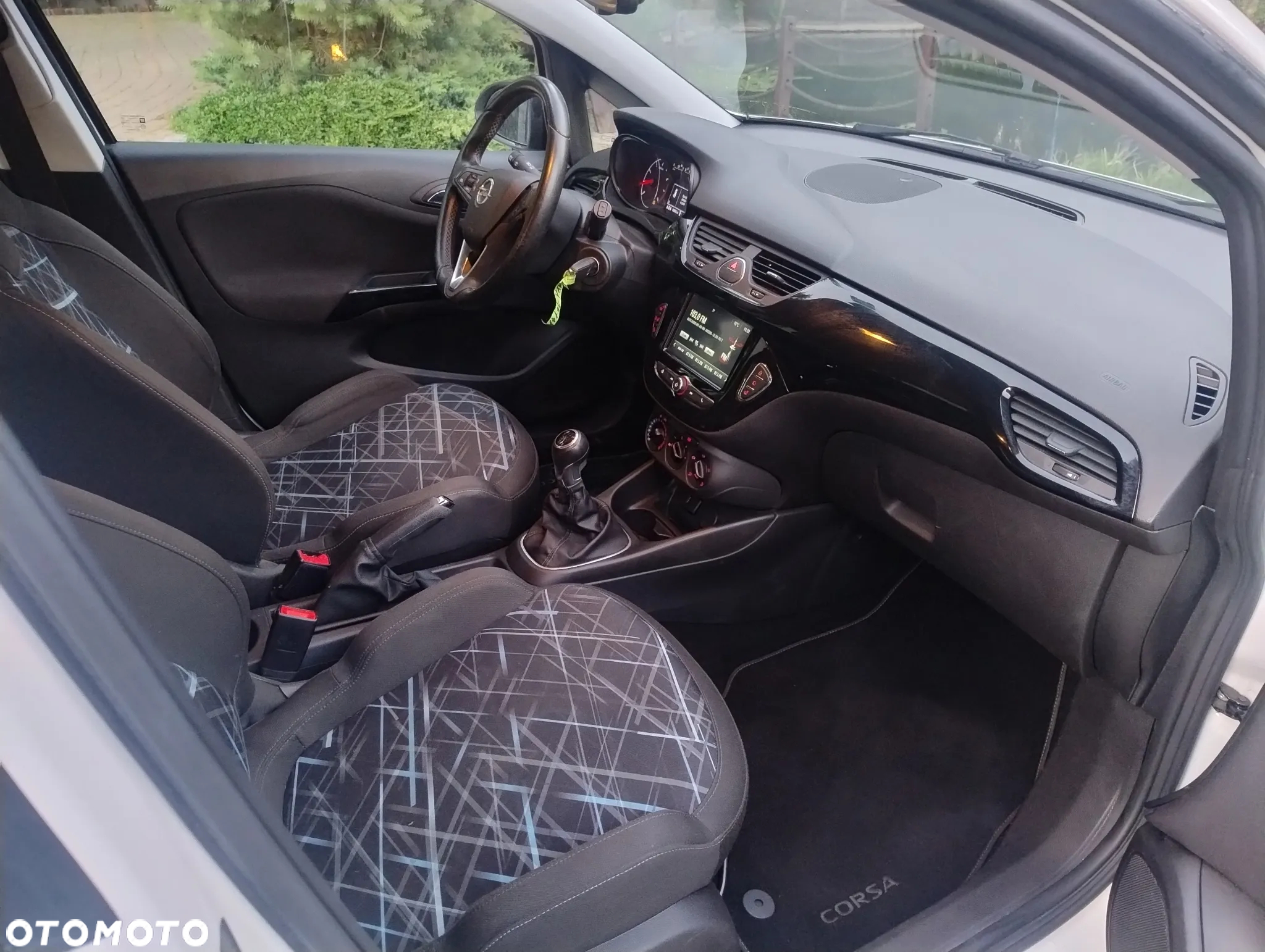 Opel Corsa 1.0 Ecotec Turbo (ecoFLEX) Start/Stop Color Edition - 6