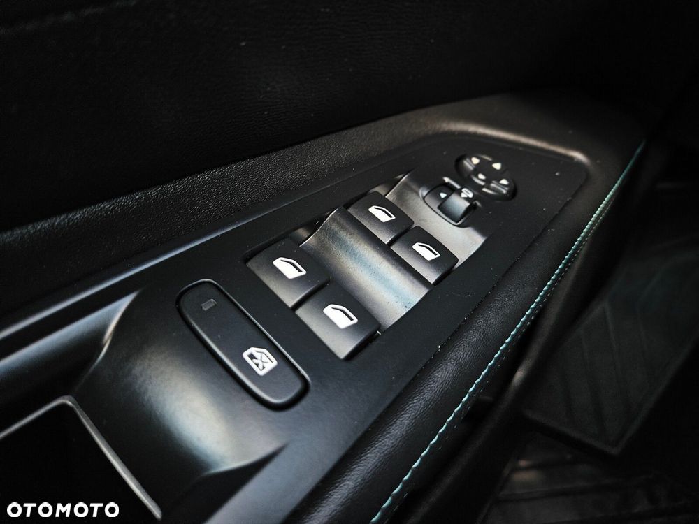 Peugeot 5008 - 16