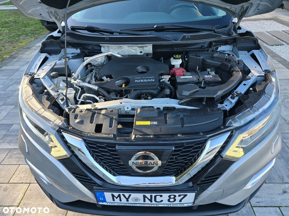 Nissan Qashqai 1.6 DIG-T N-Connecta - 38