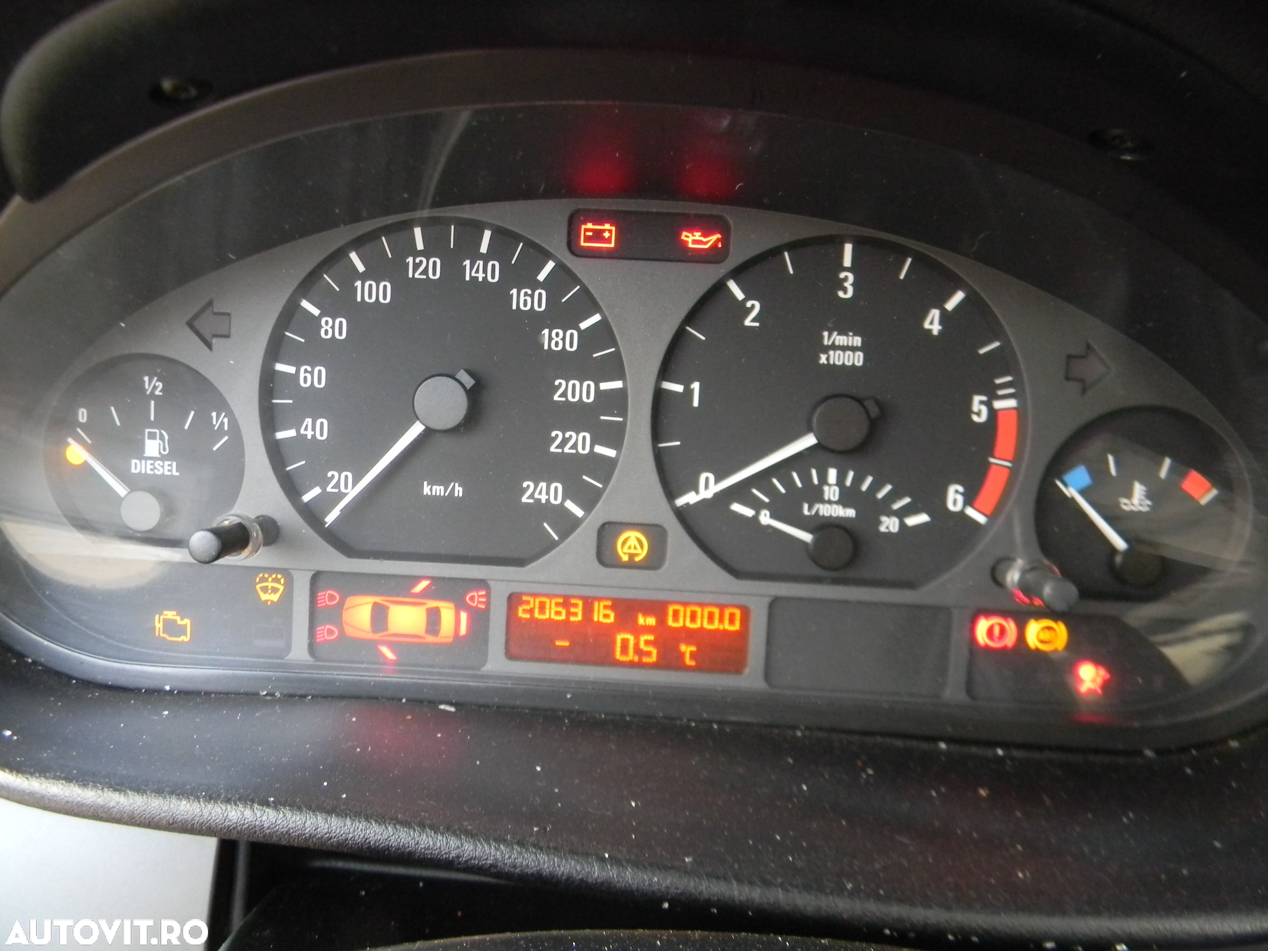 Dezmembrari  BMW 3 (E46)  1998  > 2007 320 d Motorina - 7