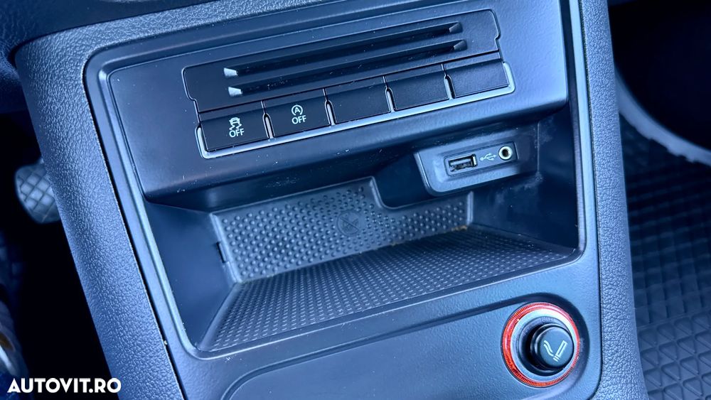 Volkswagen Tiguan 2.0 TDI SCR BlueMotion Technology Sport & Style - 12