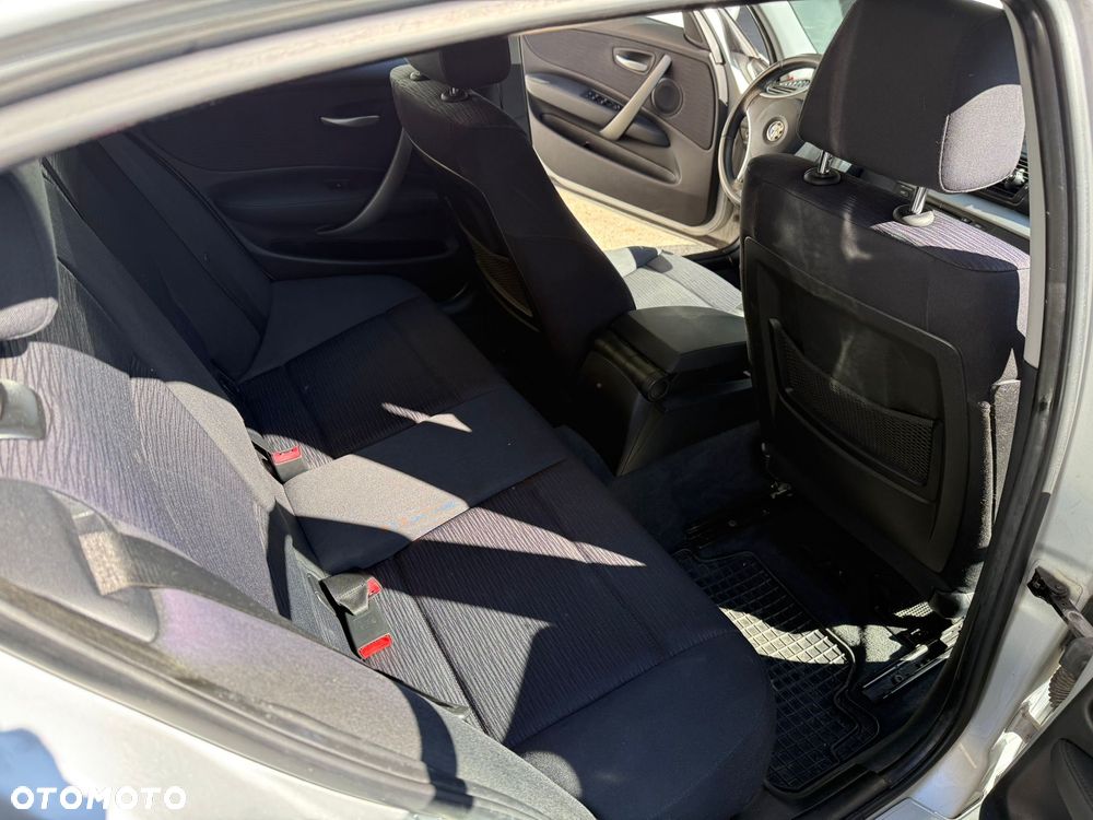 BMW Seria 1 118d DPF - 9