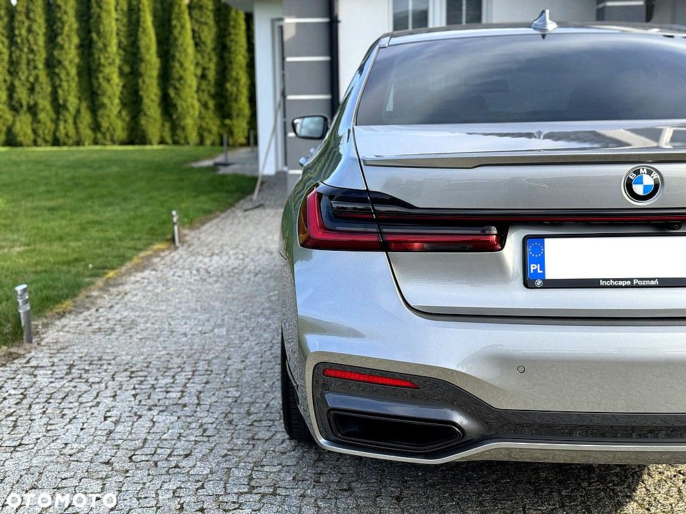 BMW Seria 7 750Ld xDrive sport - 10
