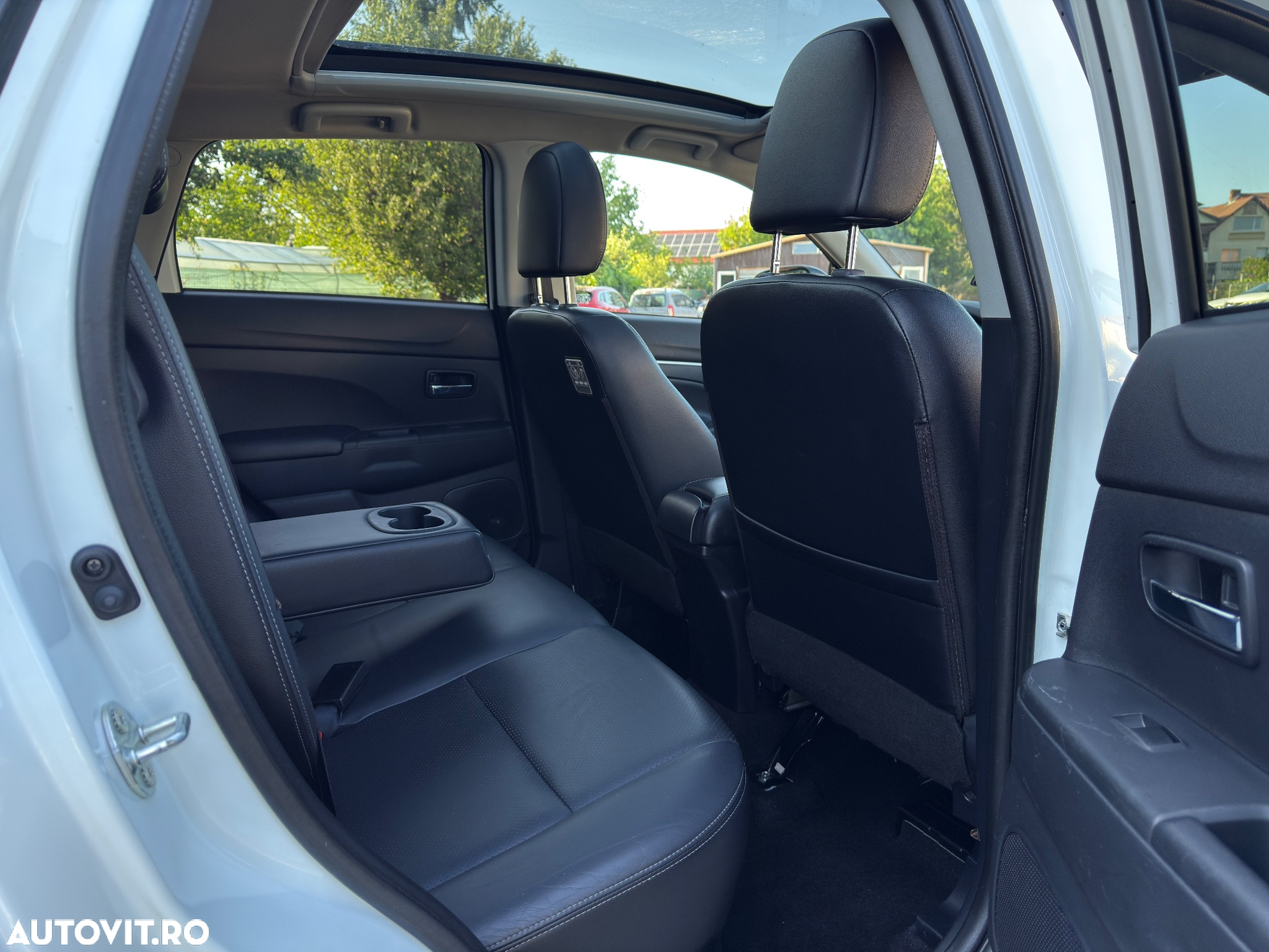 Mitsubishi ASX 1.8 DI-D 4WD Instyle - 8
