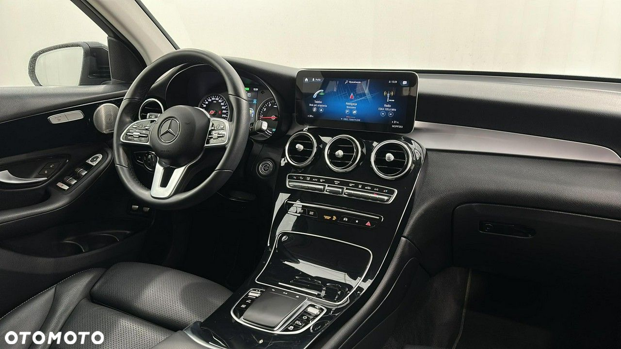 Mercedes-Benz GLC - 14