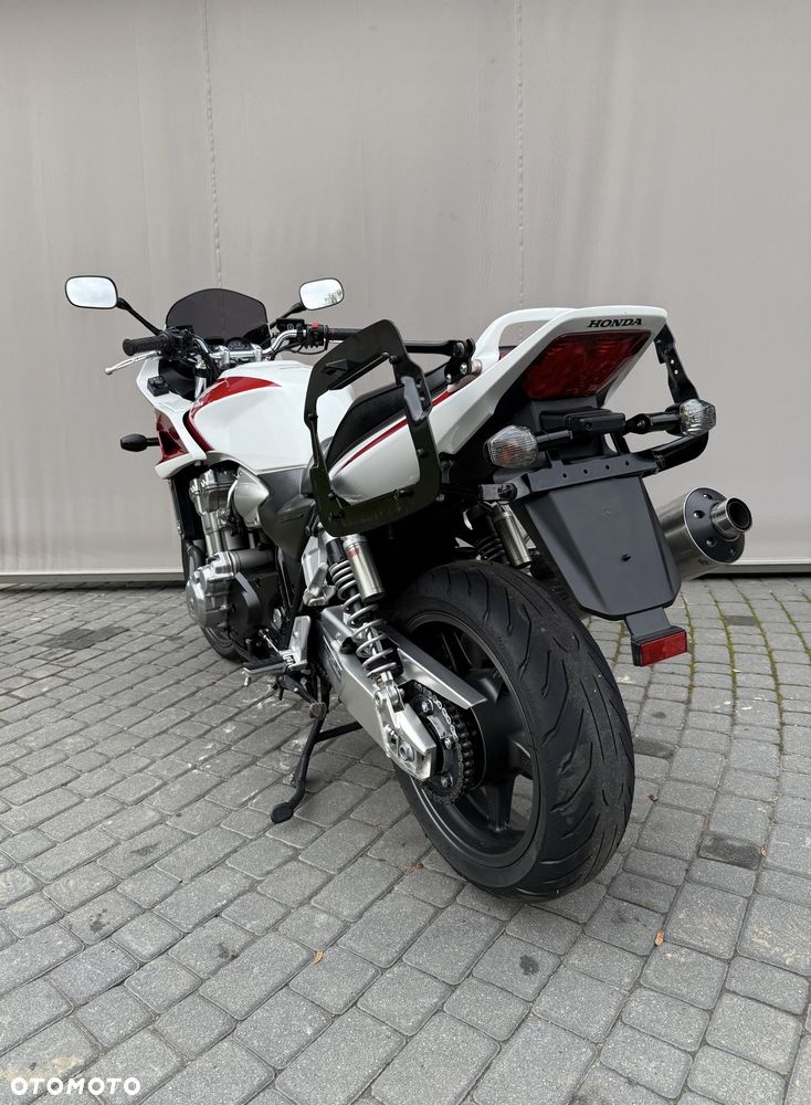 Honda CB - 25