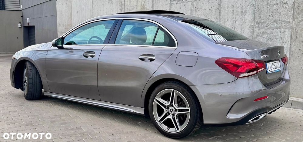 Mercedes-Benz Klasa A 220 4Matic 7G-DCT AMG Line - 33
