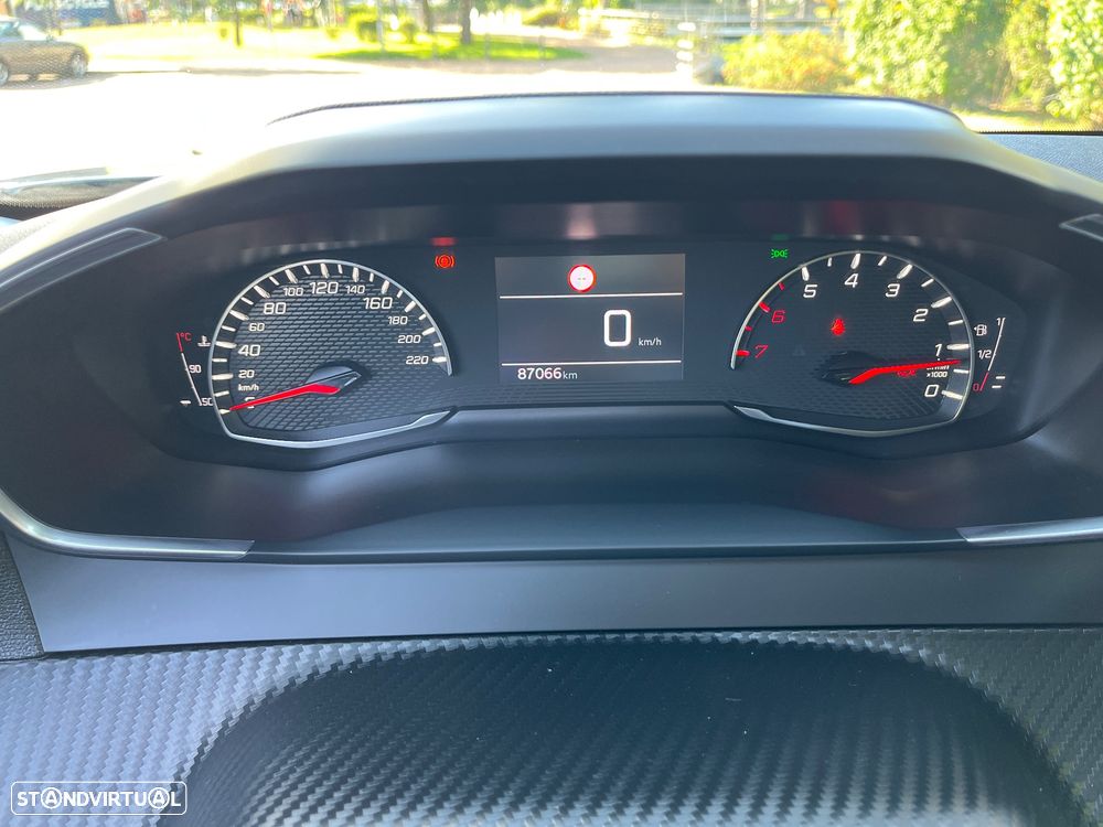 Peugeot 2008 1.2 PureTech Active - 22