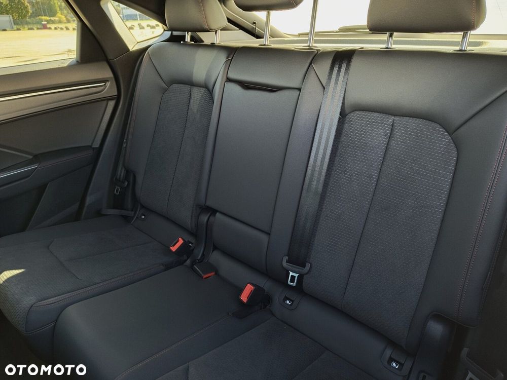 Audi Q3 Sportback - 38