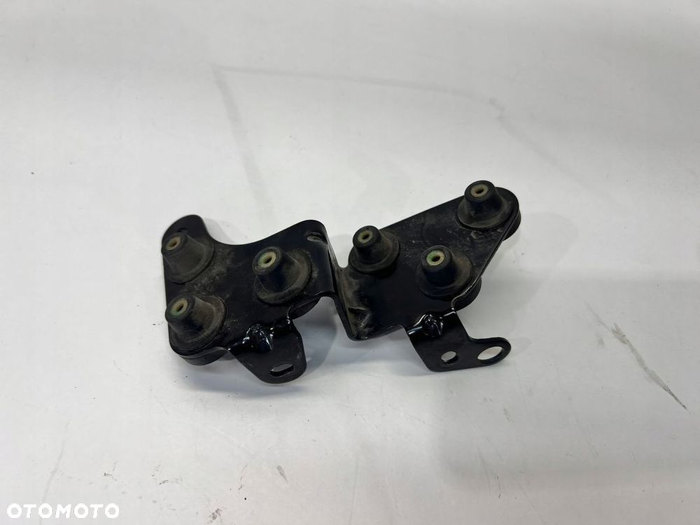 UCHWYT MOCOWANIE POMP WODY AUDI Q5 FY 80A121305A - 2