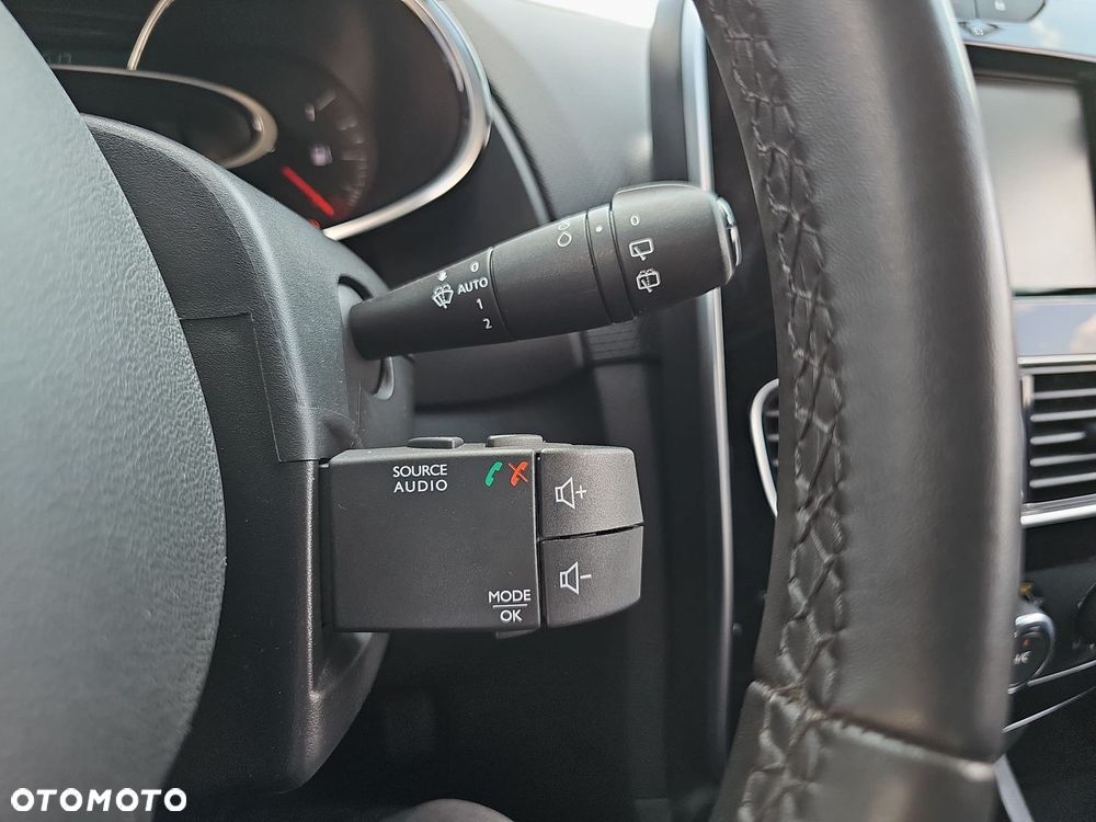 Renault Clio 0.9 Energy TCe Limited 2018 - 16
