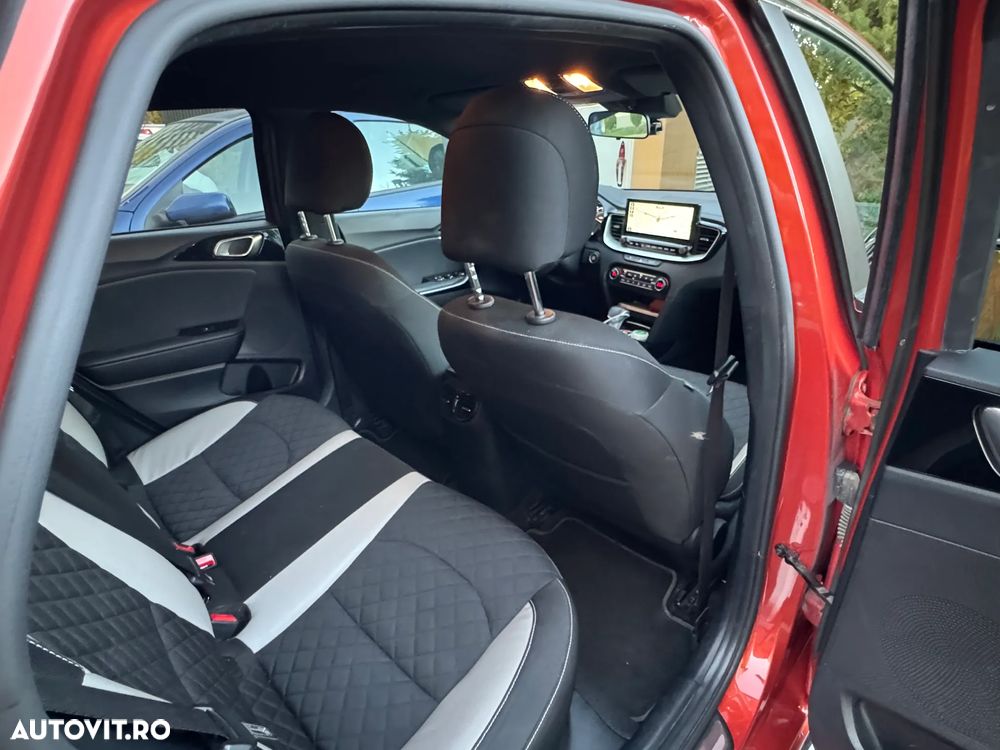 Kia Ceed 1.4 T-GDI 7DCT GT Line - 25