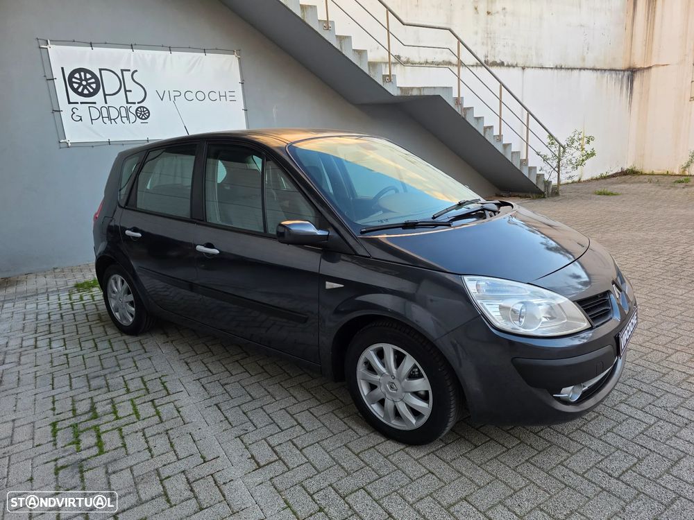 Renault Scénic 1.5 dCi Dynamique S - 12