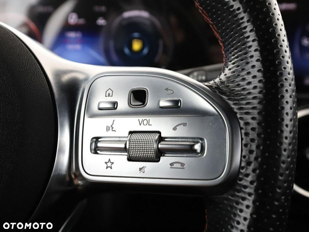 Mercedes-Benz CLA 200 d 8G-DCT AMG Line - 32