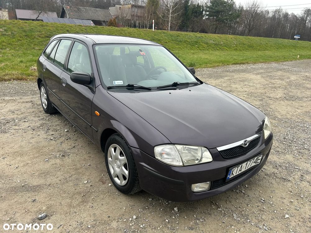 Mazda 323F