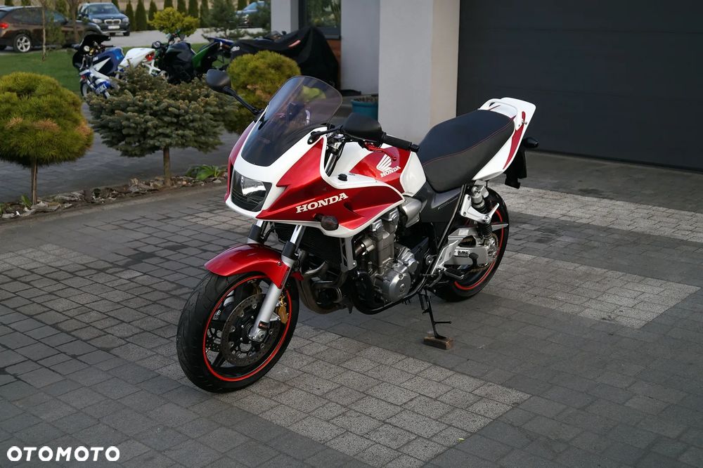 Honda CB - 3