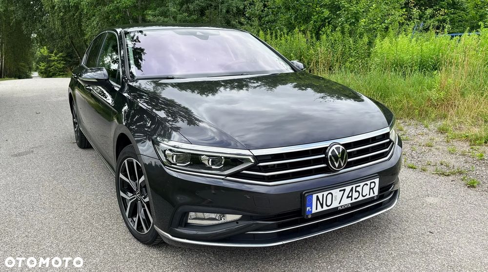 Volkswagen Passat 1.5 TSI EVO Elegance DSG - 4