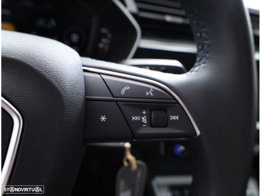 Audi Q3 45 TFSIe S tronic - 31