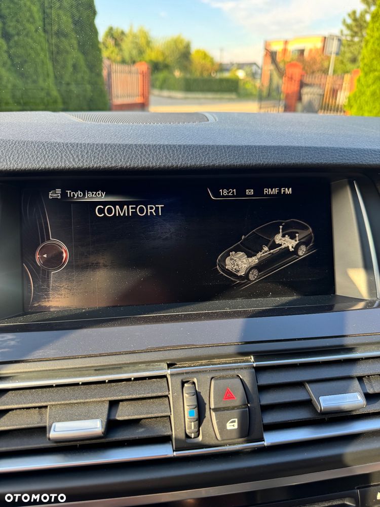 BMW Seria 5 520d Luxury Line - 33