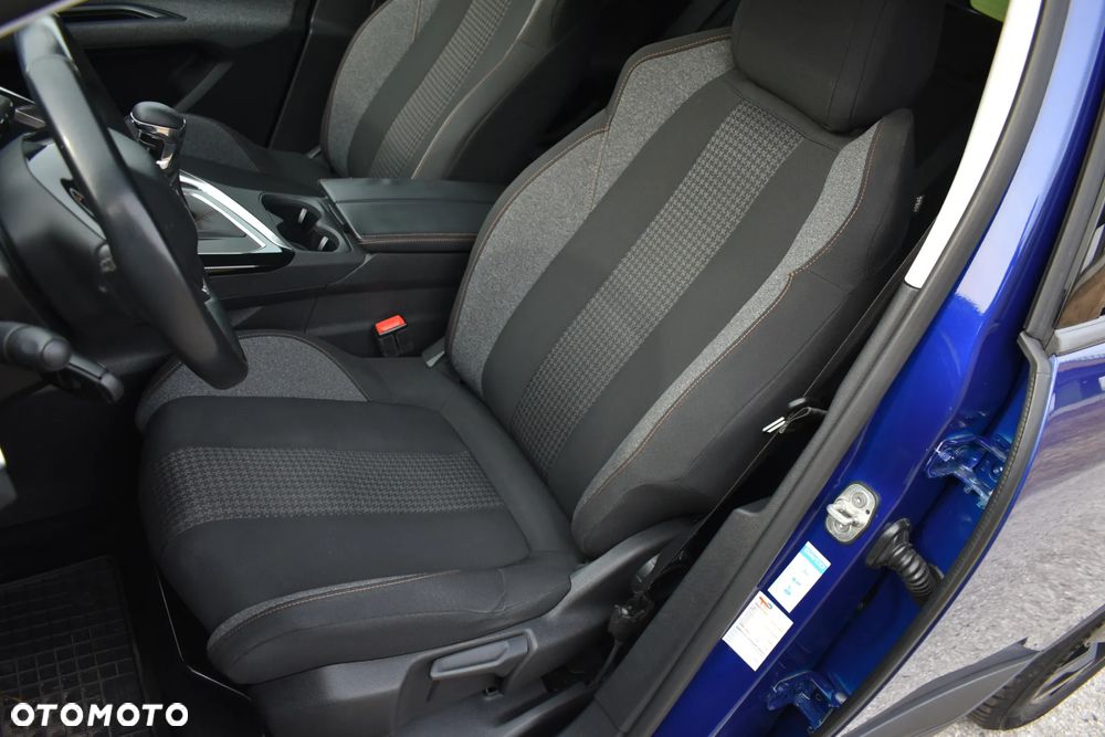 Peugeot 3008 1.6 BlueHDi Style S&S - 10