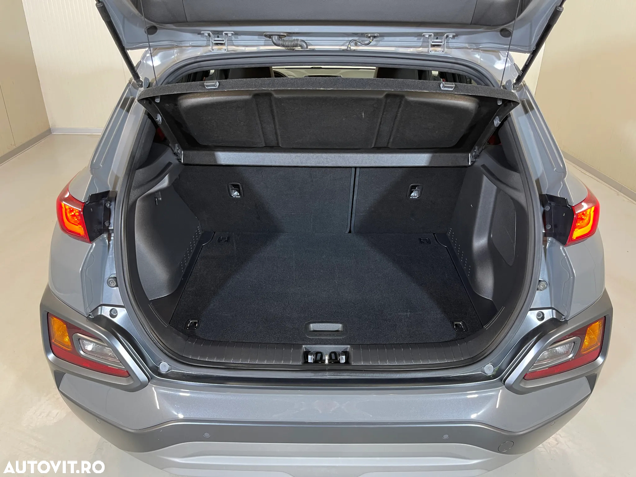 Hyundai KONA 1.6 CRDi DCT Premium - 11
