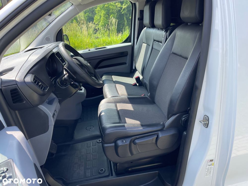 Opel Vivaro - 28