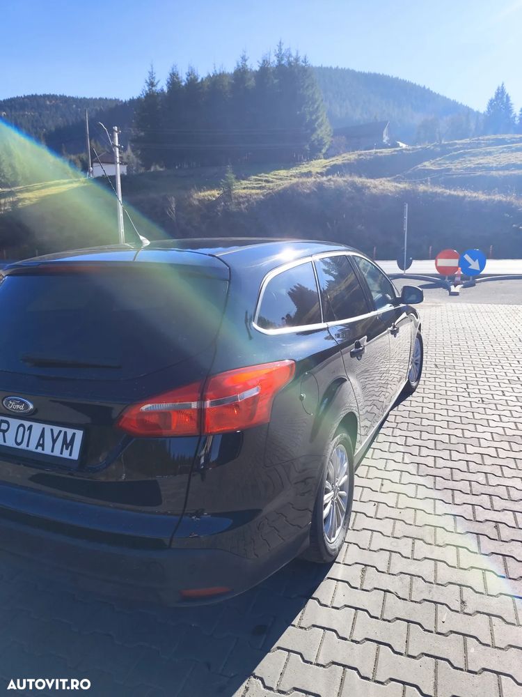 Ford Focus - 7