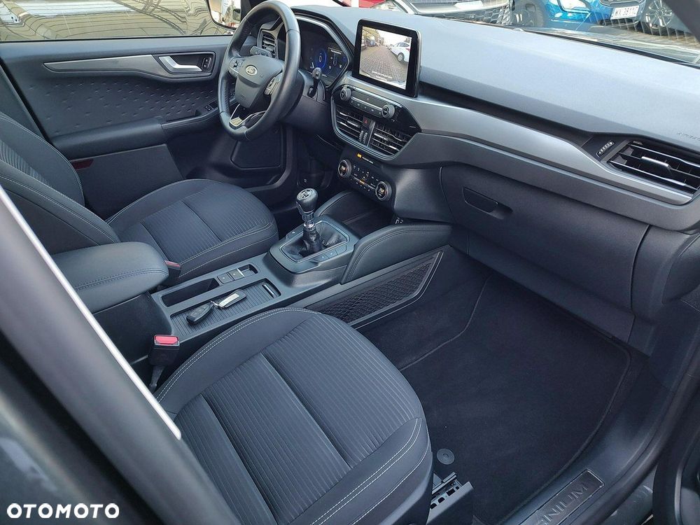 Ford Kuga - 23