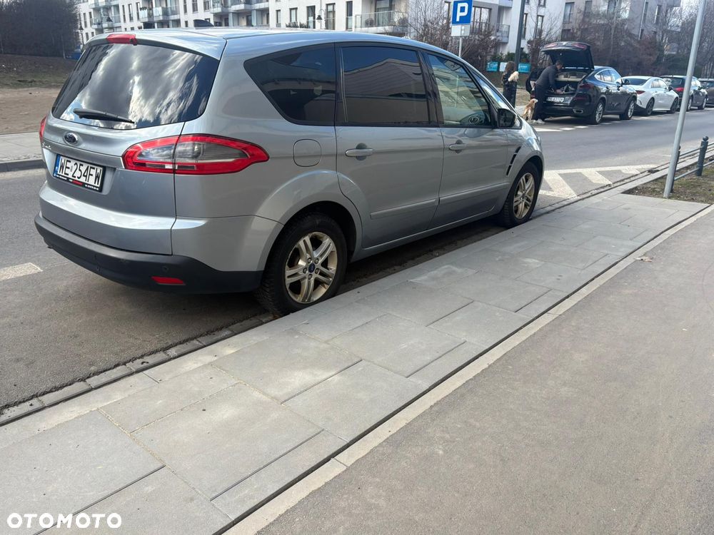 Ford S-Max 1.6 T Trend - 4