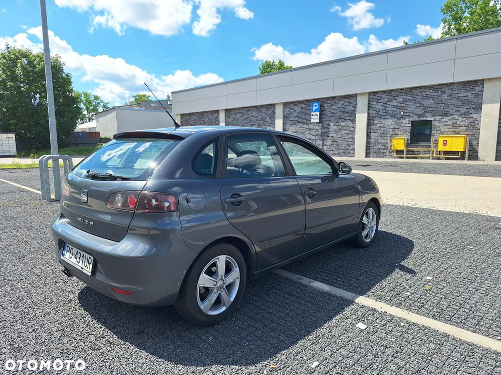 Seat Ibiza 1.9 TDI DPF Sport Edition - 4