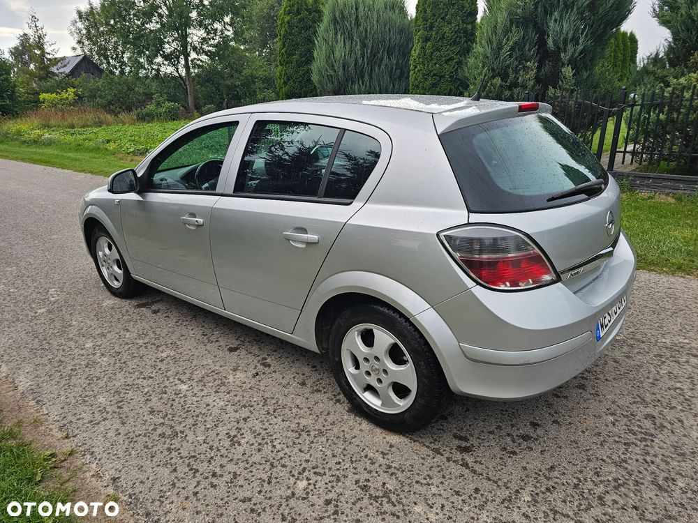 Opel Astra 1.6 ecoFLEX Start/Stop - 33