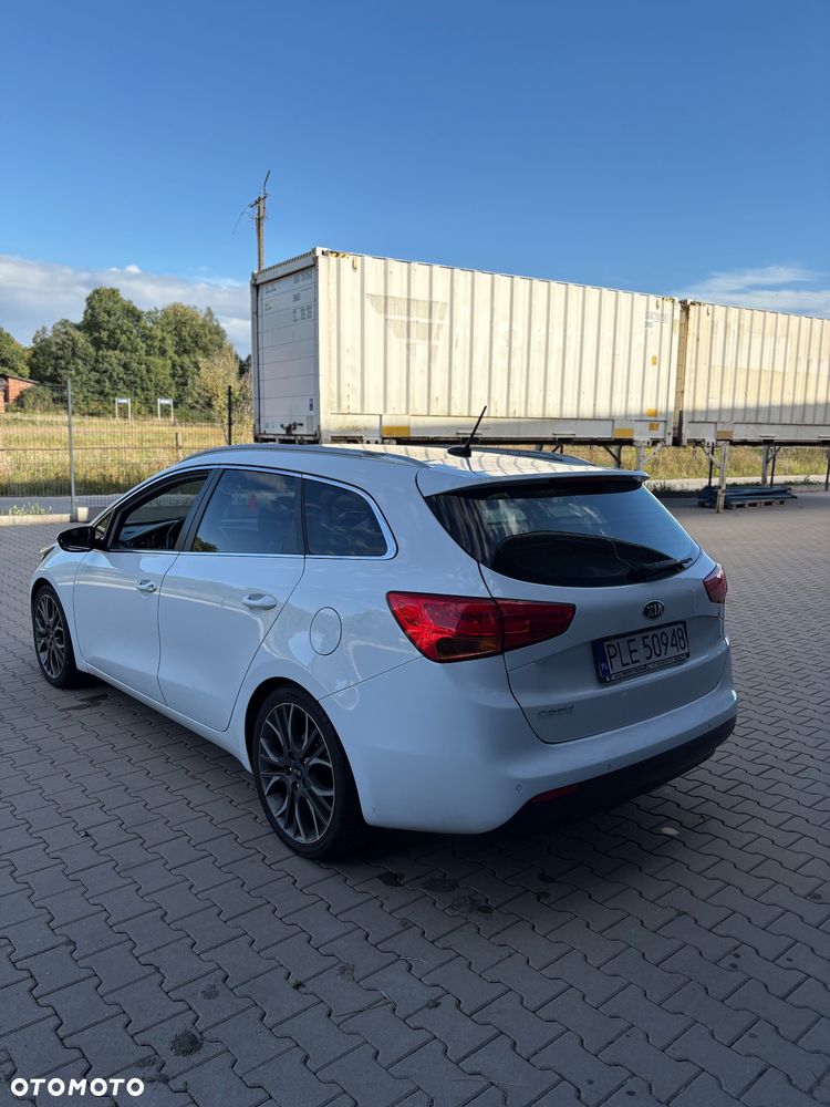 Kia Ceed - 7