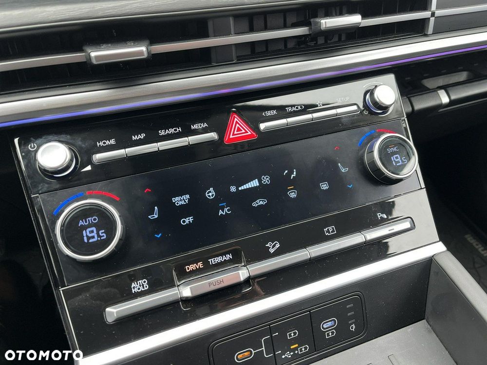 Hyundai Santa Fe 1.6 T-GDI HEV Platinum 4WD - 26