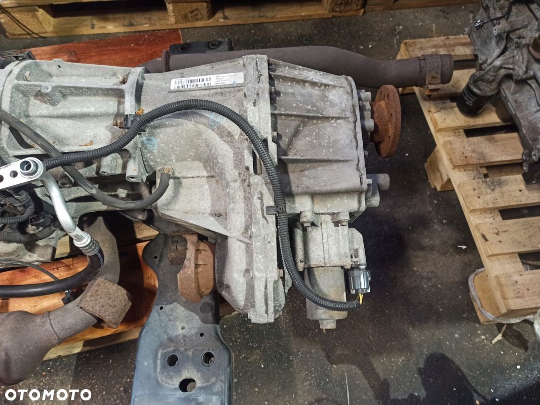 Reduktor skrzyni biegów JEEP CHEROKEE LIBERTY KK 3.7 08-12 P52853752AA - 1