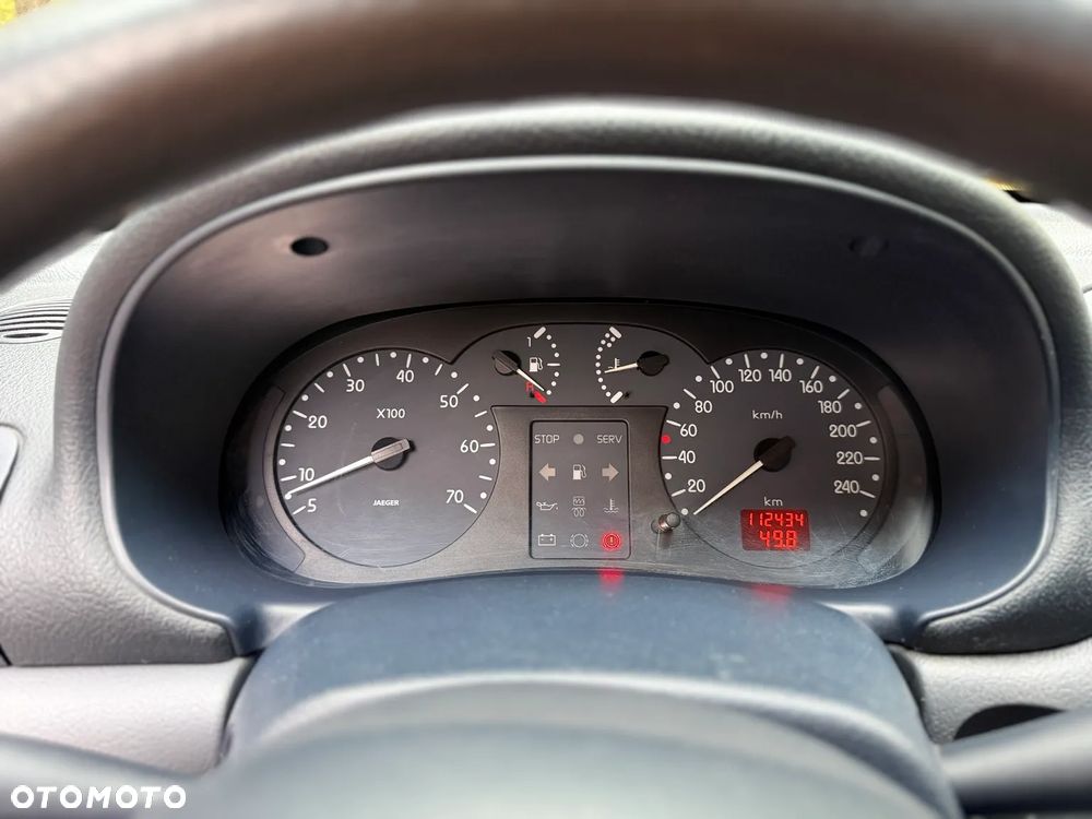 Renault Clio 1.2 16V Authentique - 13