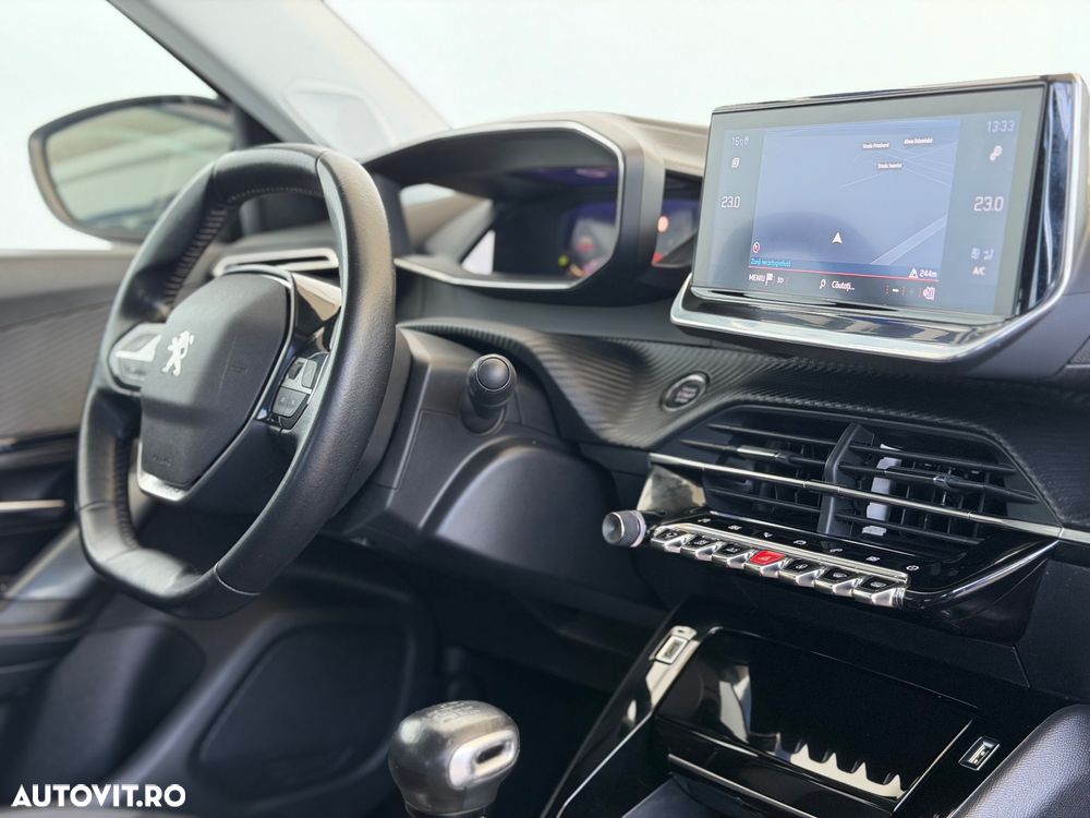 Peugeot 2008 - 10