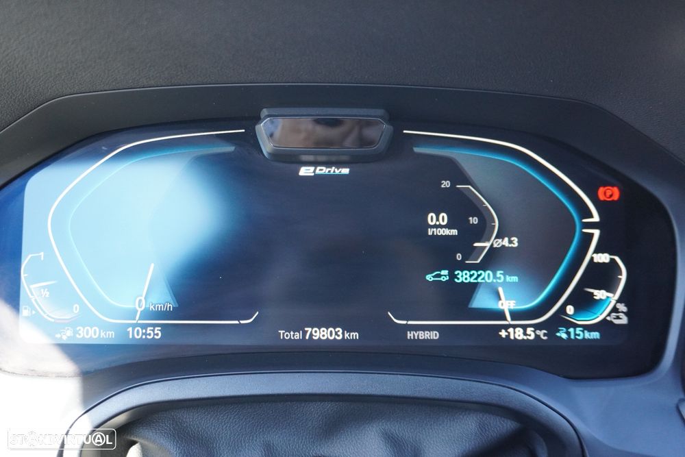 BMW 330 e Aut. Luxury Line - 16