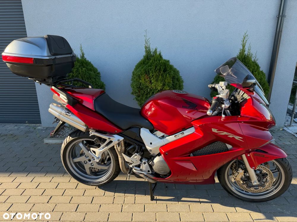 Honda VFR - 7