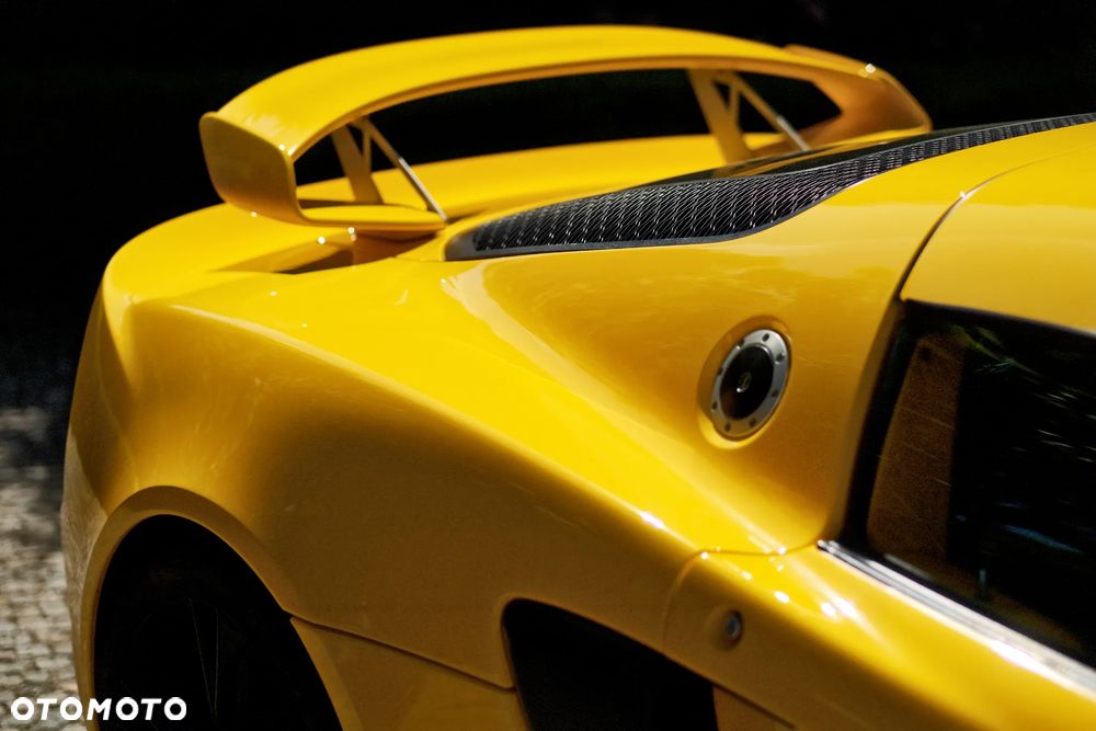 Lotus Exige S - 16