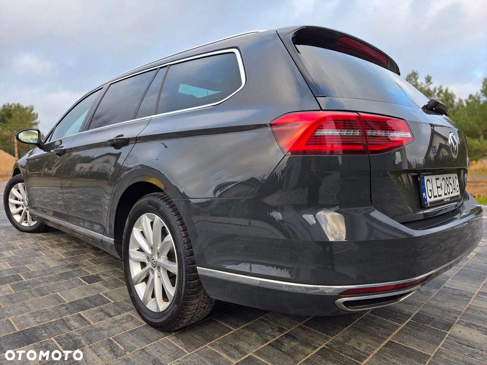 Volkswagen Passat Variant 2.0 TDI SCR DSG Highline - 9