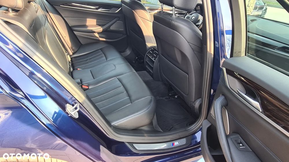 BMW Seria 5 530i M Sport Edition - 8